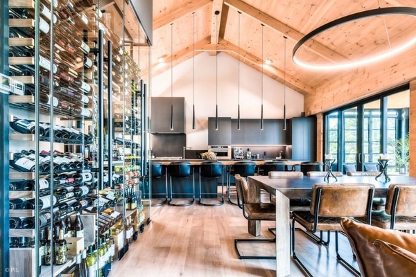 Glass-wine-cellar-31