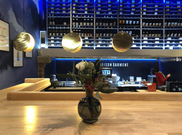moderne-wine-cellar-restaurant-12